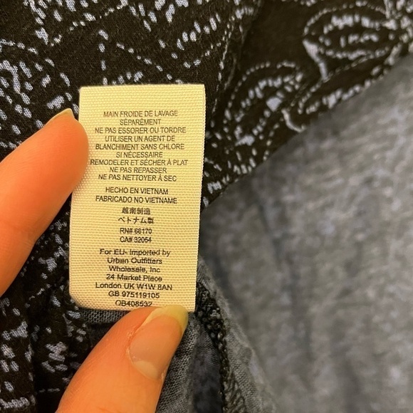 𝅺free People Lightweight Linen Blend T-shirt with Ruched Sleeves - Size Small - Picture 10 of 11